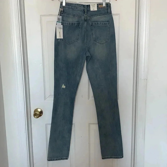 Blank NYC The Cooper Distressed Straight Jeans - Picture 5 of 8
